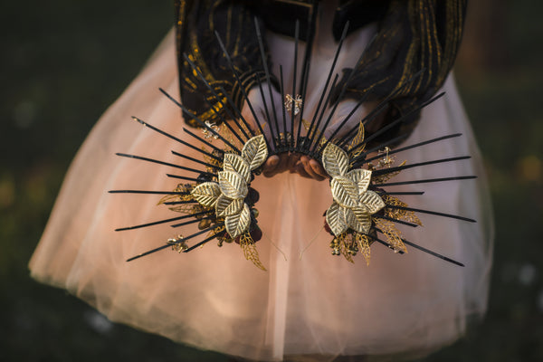 Two-sided flower halo crown Met gala headpiece Gothic spiked bridal headband Black and burgundy sun ray crown Beyonce crown Magaela handmade