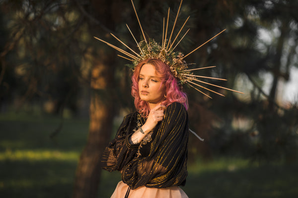 Spiked flower hair crown Halo crown Met gala crown Bridal halo crown Wedding tiara Beyonce sun ray flower crown Photoshoot headpiece Magaela