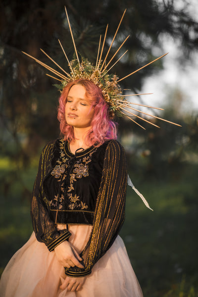 Spiked flower hair crown Halo crown Met gala crown Bridal halo crown Wedding tiara Beyonce sun ray flower crown Photoshoot headpiece Magaela