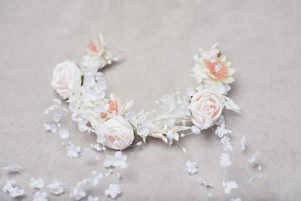 Romantic bridal half wreath Hair vines Wedding pastel headpiece Light peach Ivory wreath Crown for bride White half wreath Magaela Haarkranz