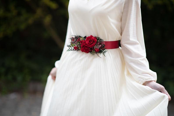 Wedding belt with red roses
