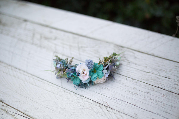 Winter wreath with blueberries Floral quarter wreath Romantic wedding quarter wreath Quarter wreath in blue tones Wedding hair accessories