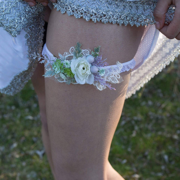 Wedding Garter garter with succulents Romantic garter Wedding accessories Flower Garter for bride Wedding garter Bridal floral accessories
