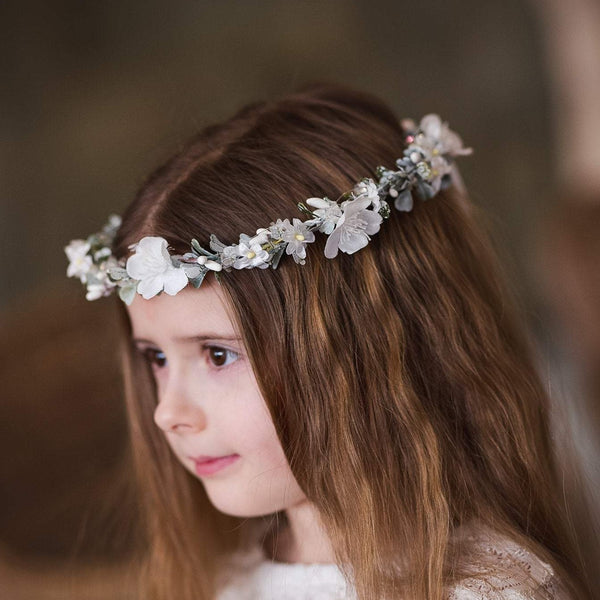 White hair crown for first holy communion Floral wreath Hair flowers Floral hair accessories Hair vine for girls Magaela Handmade
