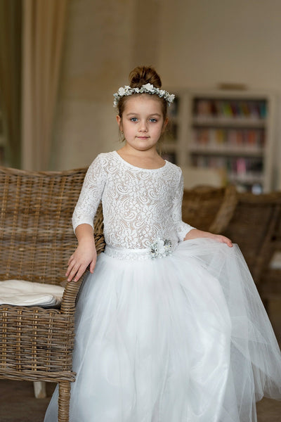 White hair crown for first holy communion Floral wreath Hair flowers Floral hair accessories Hair vine for girls Magaela Handmade