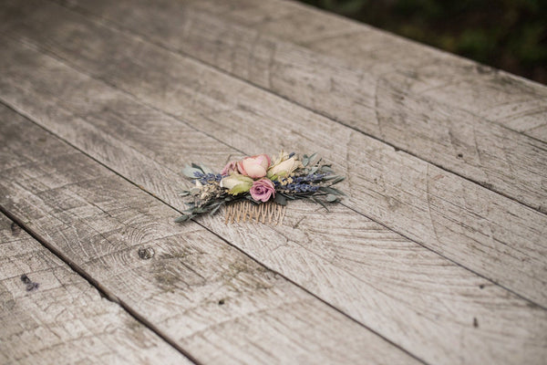 Decorative hair comb in pastel colours Wedding hair comb Floral hair comb Flower accessories Bridal hair comb Hair accessories Hair flowers