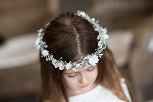 White hair crown for first holy communion Floral wreath Hair flowers Floral hair accessories Hair vine for girls Magaela Handmade