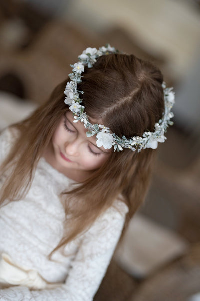 White hair crown for first holy communion Floral wreath Hair flowers Floral hair accessories Hair vine for girls Magaela Handmade