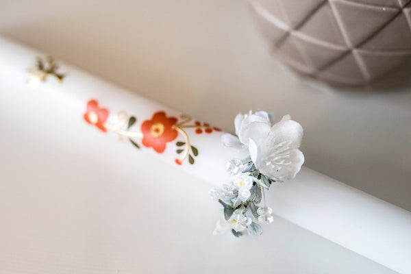 White floral communion candle decoration Floral candle decoration First holy communion Magaela accessories Handmade product