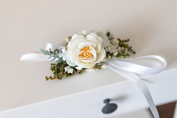 Flower communion bracelet Adjustable Bridesmaid bracelet Magaela accessories White floral bracelet 2021 Holy communion Flower girl Flower bracelet