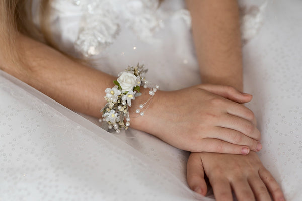First holy communion bracelet with pearls