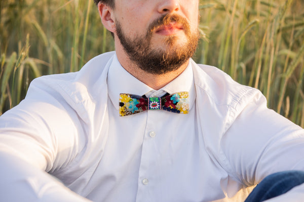 Colourful folk wooden resin bow tie Men's accessories Pajarita de madera Wedding accessories Floral wooden bow tie Magaela accessories Resin