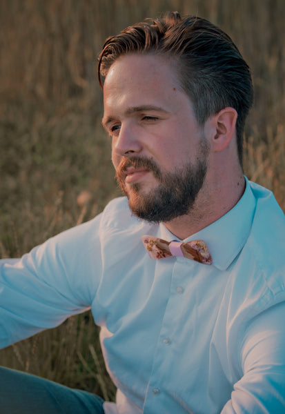 Pink and brown wooden resin bow tie Men's accessories Wedding accessories Floral wooden bow tie Magaela accessories Resin Romantic bow tie