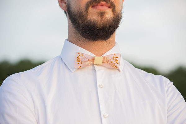 Bow tie with baby's breath Men's accessories Neckties Wedding accessories Floral bow tie Wooden bow tie Magaela accessories Resin
