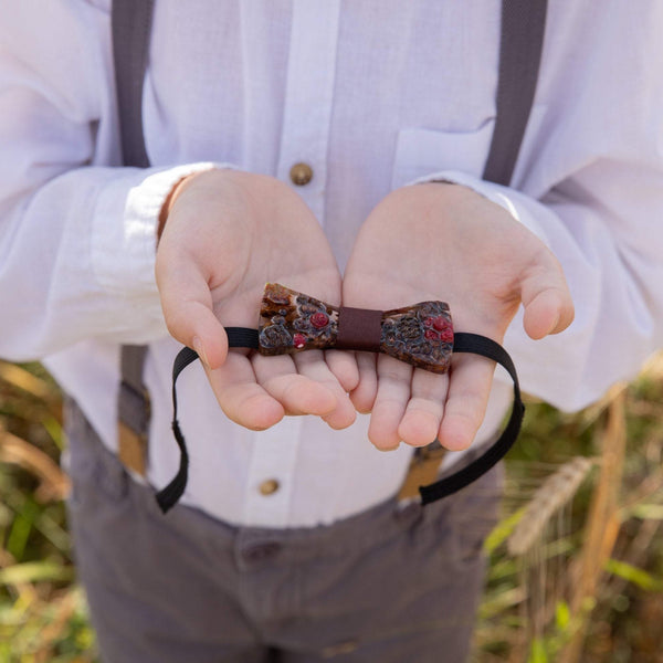 Children's brown wooden resin bow tie