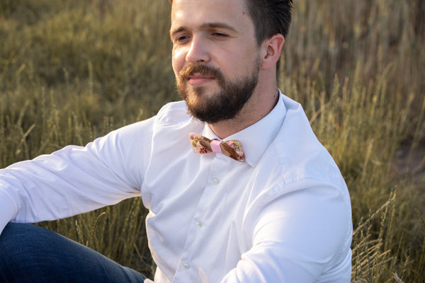 Pink and brown wooden resin bow tie Men's accessories Wedding accessories Floral wooden bow tie Magaela accessories Resin Romantic bow tie