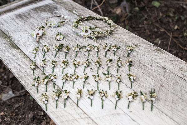 Mini boutonnieres for wedding guests Greenery baby's breath Wedding accessories Floral boutonnieres Groom's accessories Groom's corsage Best men boutonniere