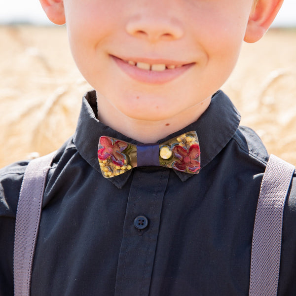 Children's burgundy wooden resin bow