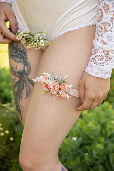 Peach wedding garter Bridal floral garter Handmade garter for bride Romantic wedding garter Magaela accessories Wedding accessories