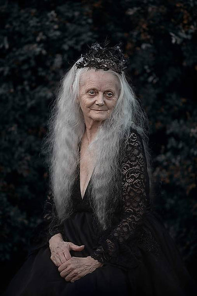 Halloween hair wreath Black hair crown Halloween hairband Flower hair wreath Hair crown for halloween Black hairband Evil queen Mean queen