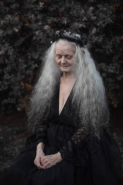 Halloween half wreath with spider web Black hair crown Halloween hairband Hair crown for halloween Black hairband Evil queen Mean queen