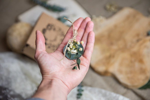 Set of eucalyptus boutonnieres Greenery wedding corsage Groom's buttonhole Groom's accessories Magaela accessories Flower corsage