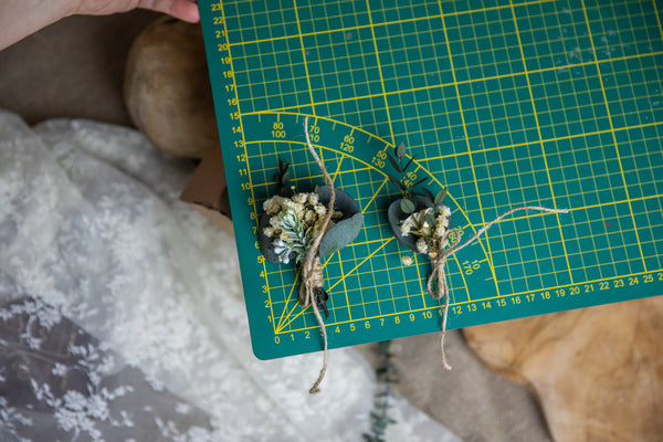 Set of eucalyptus boutonnieres Greenery wedding corsage Groom's buttonhole Groom's accessories Magaela accessories Flower corsage