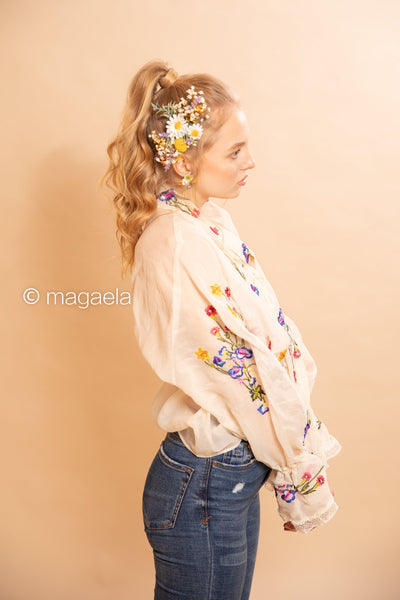 Meadow daisy wedding hair comb Bridal flower hair comb with daisies Hair accessories Wedding accessories Magaela Comb for Bride Spring wedding 2021
