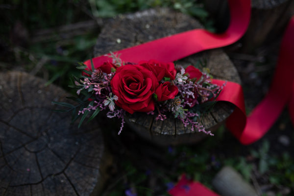 Wedding belt with red roses