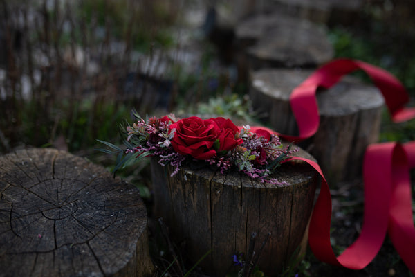 Wedding belt with red roses