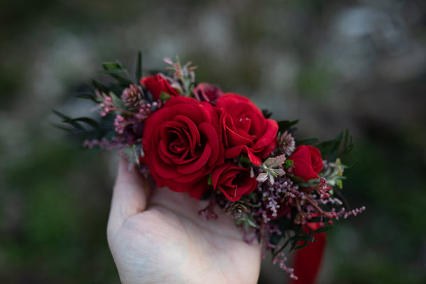 Wedding belt with red roses