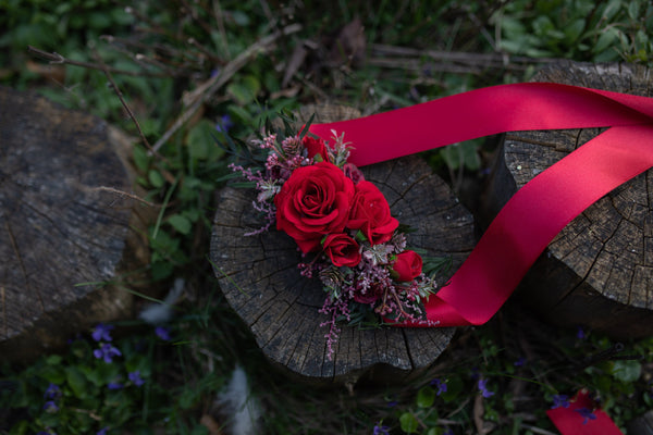 Wedding belt with red roses