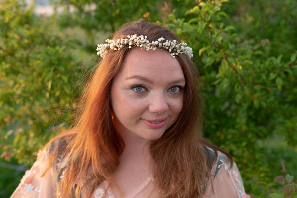 Baby's breath flower crown Natural bridal hair wreath Preserved baby's breath crown Wedding accessories Crown for bride Magaela Flower vine