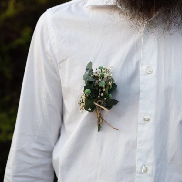 Greenery groom's boutonniere Wedding boutonniere Flower accessories Eucalyptus boutonniere Flower buttonhole Groomsmen Magaela accessories