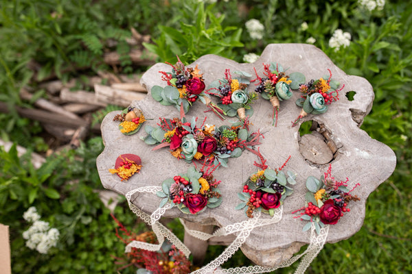 Mini autumn boutonnieres for wedding guests Fall buttonholes Wedding accessories Witness Groomsman corsages Magaela Accessories