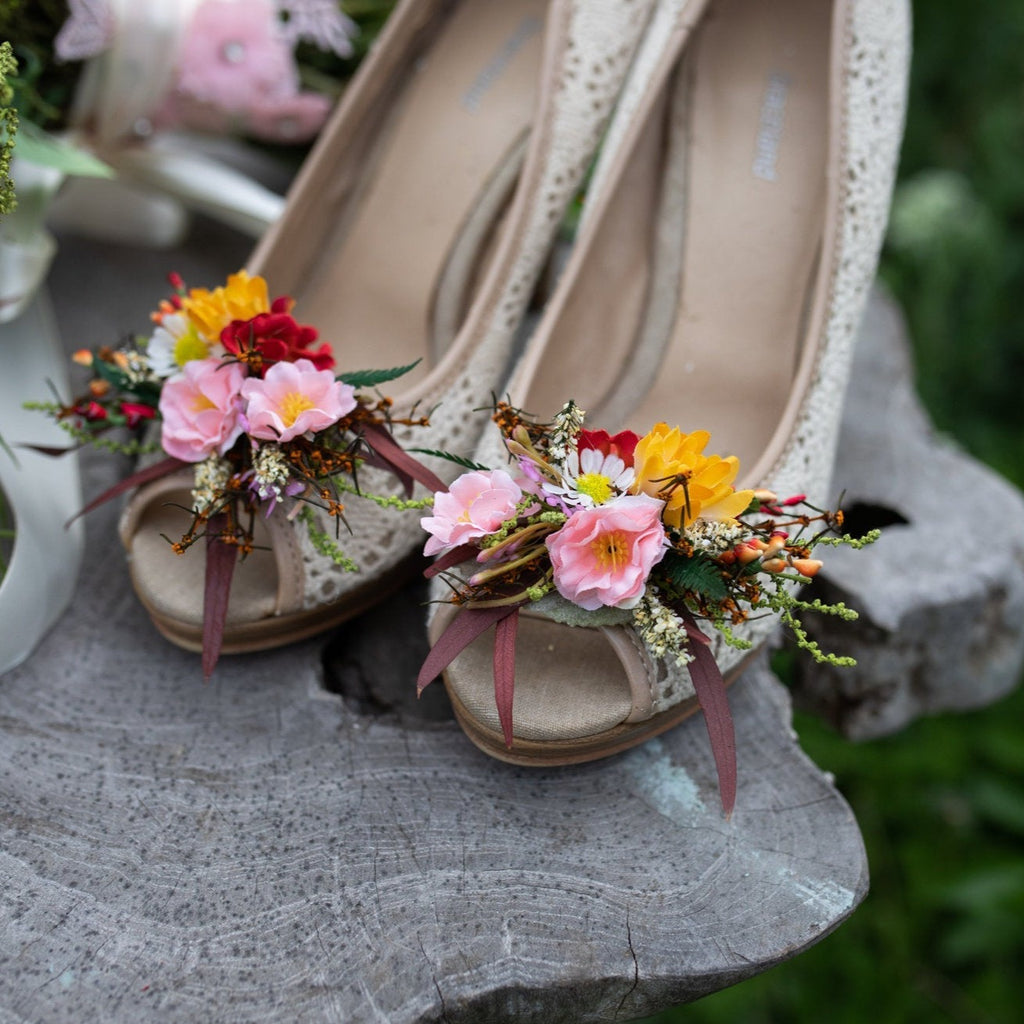 Summer flower shoe clips