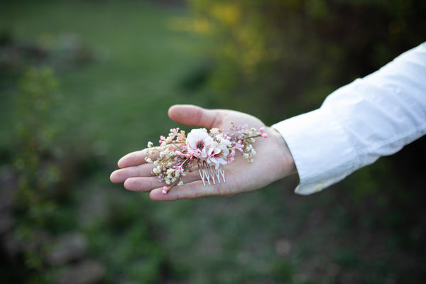 Blush and ivory flower hair comb Customisable Cherry blossom Wedding hair comb Bridal accessories Small flower comb Magaela Natural