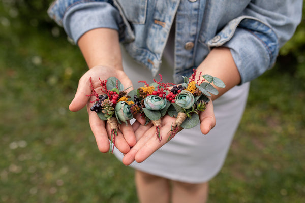 Wedding boutonniere in autumn colours Groom's boutonniere Flower boutonniere for groomsmen Bestman accessories Witness Magaela Handmade