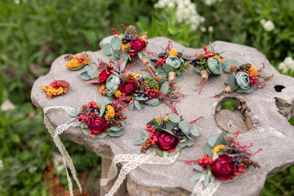 Wedding boutonniere in autumn colours Groom's boutonniere Flower boutonniere for groomsmen Bestman accessories Witness Magaela Handmade