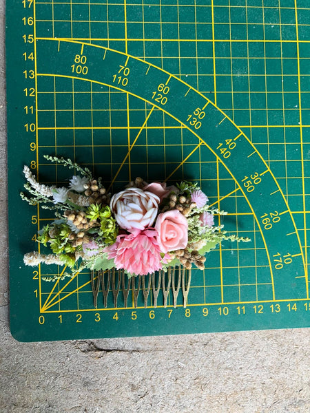 Pastel wedding hair comb Bridal flower comb Magaela accessories Romantic flower jewellery Peony romantic flower comb Wedding 2021