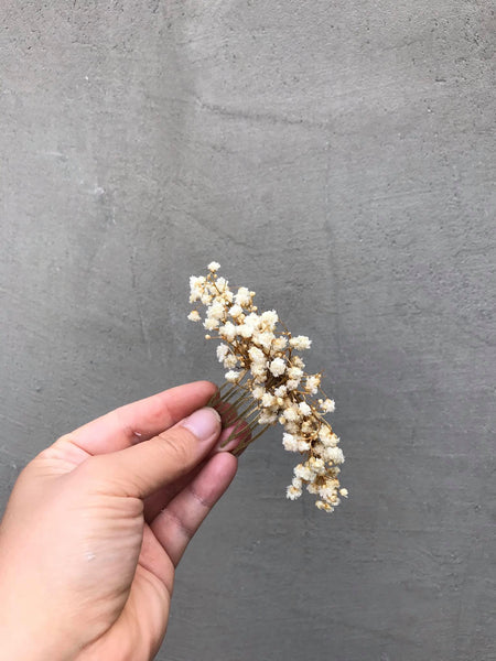 Off white wedding flower comb Beige bridal hair comb Decorative baby's breath comb Flower accessories Magaela Preserved flowers Bridal comb