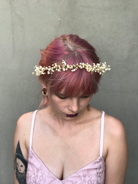 Off white wedding flower comb Beige bridal hair comb Decorative baby's breath comb Flower accessories Magaela Preserved flowers Bridal comb