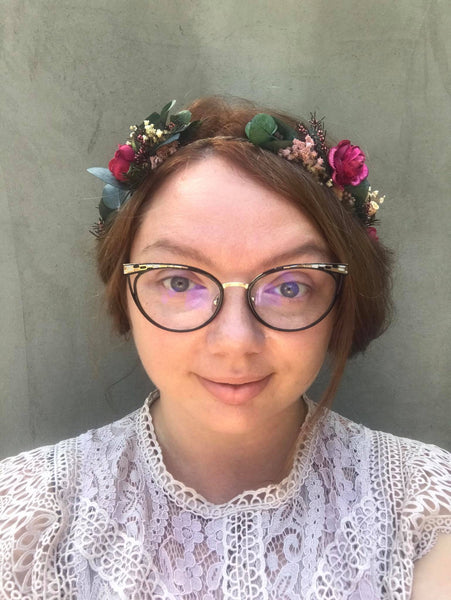 Eucalyptus flower wreath Burgundy roses hair crown Wedding flower wreath Baby's breath Magaela accessories Wedding hair crown Handmade