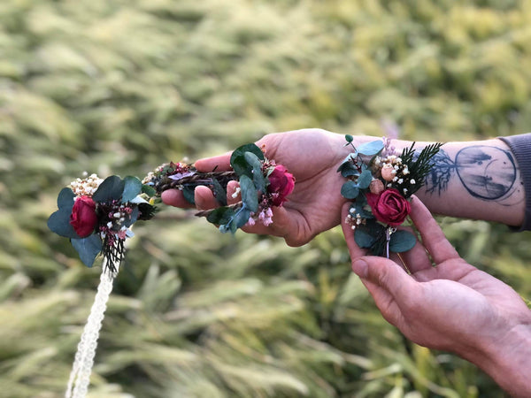 Burgundy boutonniere Eucalyptus boutonniere for groom Accessories for groom Wedding accessories Magaela Wedding 2021 Groom's corsage