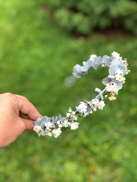 Greenery flower wreath with baby's breath flowers Flower half crown with eucalyptus Bridal hair wreath Wedding half wreath Magaela accessories
