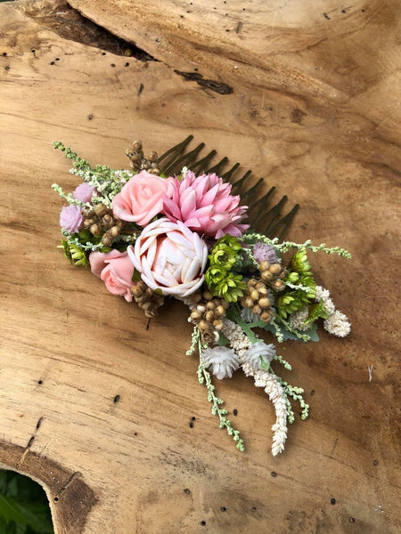 Pastel wedding hair comb Bridal flower comb Magaela accessories Romantic flower jewellery Peony romantic flower comb Wedding 2021