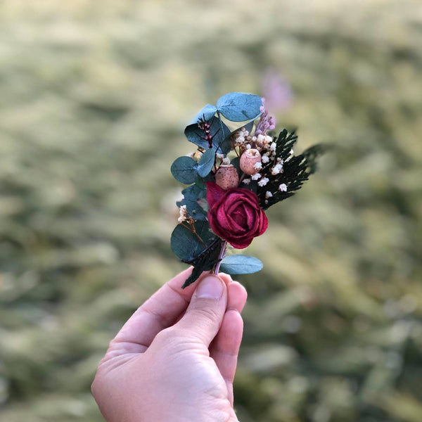 Burgundy boutonniere Eucalyptus boutonniere for groom Accessories for groom Wedding accessories Magaela Wedding 2021 Groom's corsage