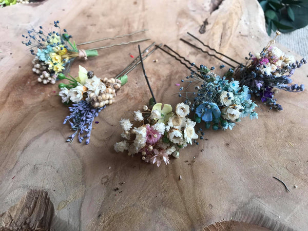 Colourful flower hairpins for wedding