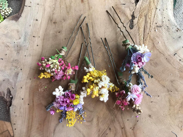 Colourful flower hairpins for wedding