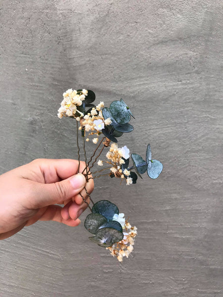 Greenery wedding hair pins Eucalyptus and Baby's breath flower pins Flower jewellery Wedding accessories Hair flowers Bridal hair pins Handmade Green hair pin